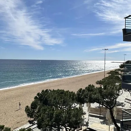 Sea Views Apartment *